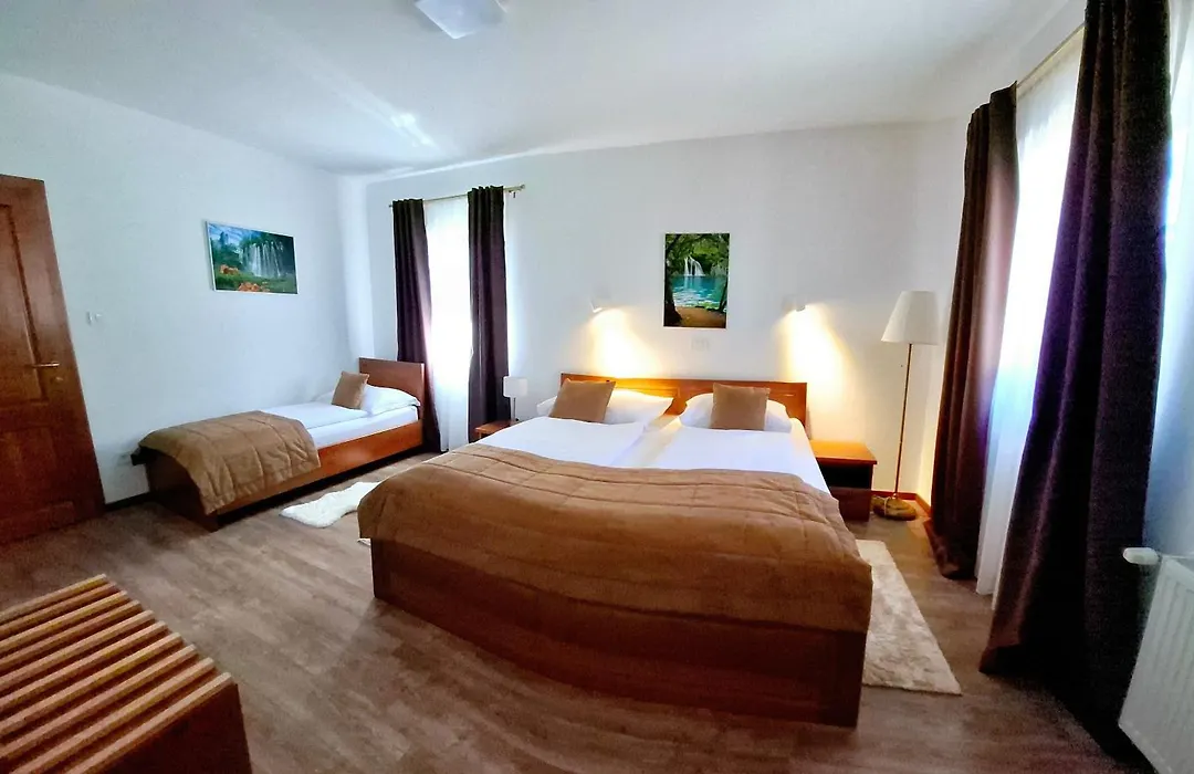 B&B Plitvice Lakes Villa Mija-1